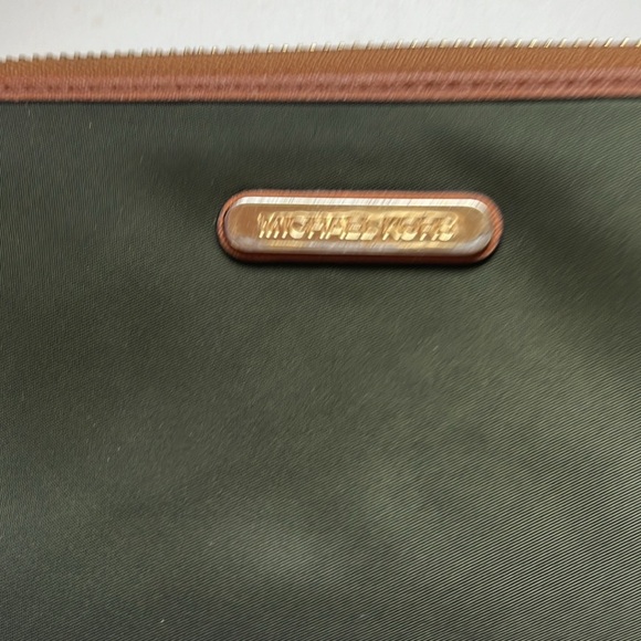 Michael Kors Ziparound Nylon Olive Green Wallet - Picture 2 of 8